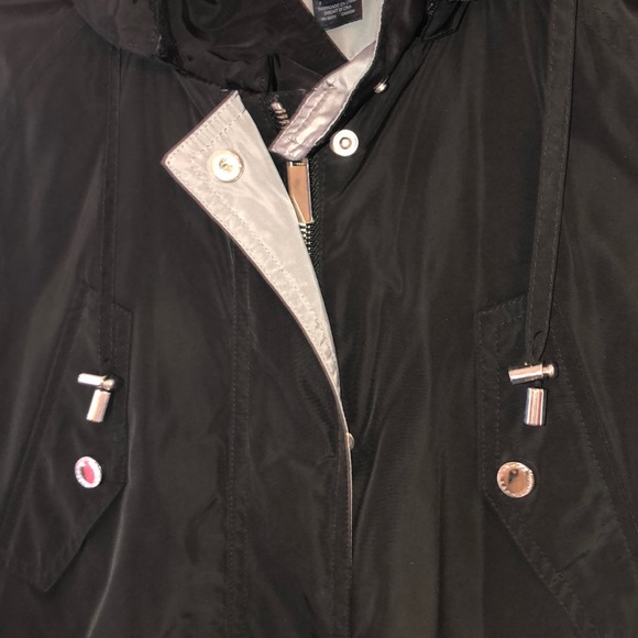 Cute Black and Grey Anorak Jacket - Picture 9 of 16